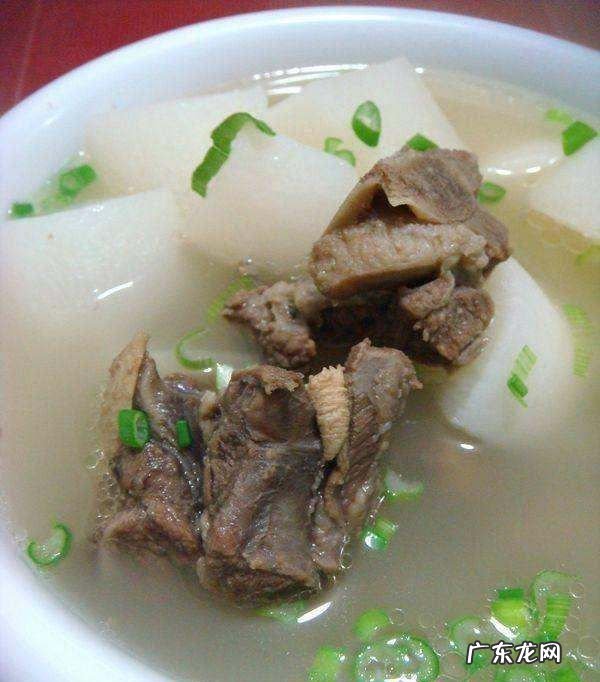 牛排骨和什么煲汤最好,牛排骨汤要放什么食物一起煲汤最好喝