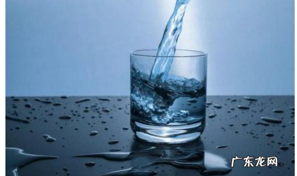 水烧开后有白色漂浮物能喝吗,水烧开后有白色漂浮物能喝