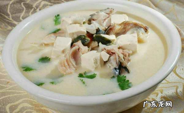 鱼头豆腐汤用什么豆腐,鱼头豆腐汤该怎么制作这里的豆腐可以用普通的老豆腐