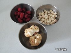 新鲜莲子煲汤要去芯,新鲜莲子怎么煮汤才好吃