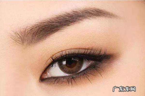 假睫毛怎么贴更自然,假睫毛如何贴
