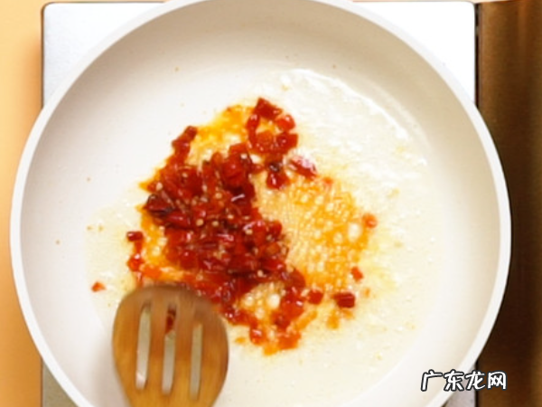 酸辣豆角的配方,酸辣豇豆角怎么腌制方法