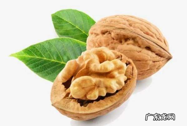如何判断核桃是否变质,怎么判断核桃是否过期变质快