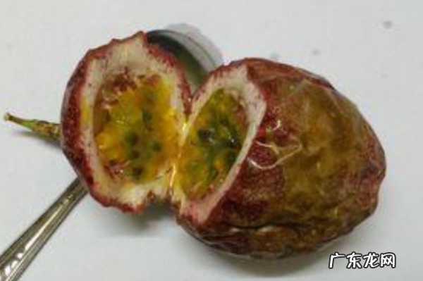 百香果流水了还能吃,百香果里面有水是坏了