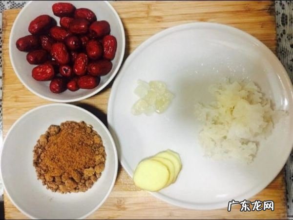 银耳汤可以放红糖,银耳汤里可以放红糖一起煮