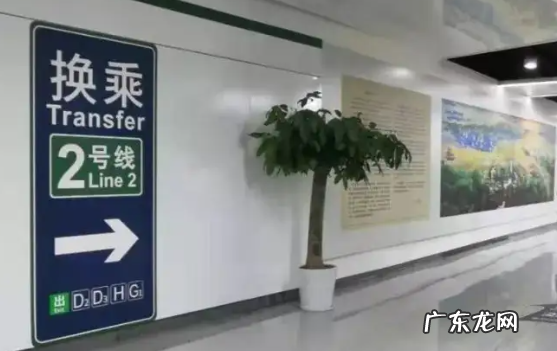 地铁换线还要买票,换乘地铁需要重新买票