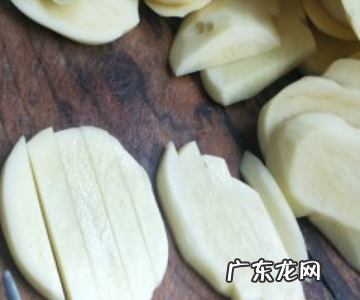 炸薯条用什么油,炸薯条用什么油好吃