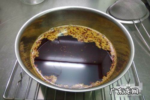 麻辣油怎么熬制,四川麻辣油的制作方法