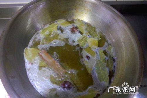 麻辣油怎么熬制,四川麻辣油的制作方法