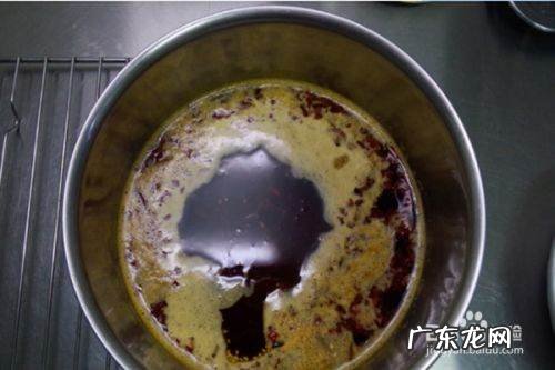 麻辣油怎么熬制,四川麻辣油的制作方法
