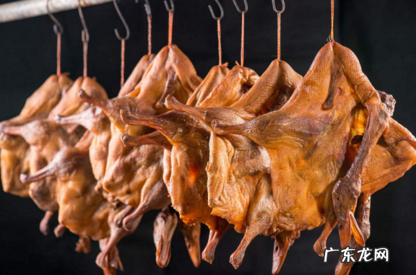 腊板鸭怎么做好吃,买的腊板鸭怎么做好吃又简单