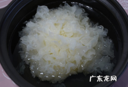 银耳汤一般熬几个小时,电饭煲银耳汤一般熬几个小时
