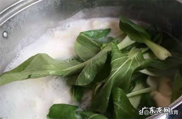 油泼面煮完用过凉水,油泼扯面出锅的时候过凉水还是热水