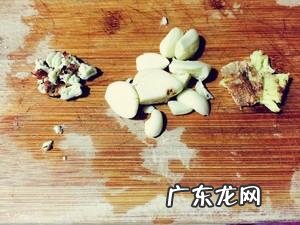 甜酸猪手家常做法,广东白色酸猪脚的做法
