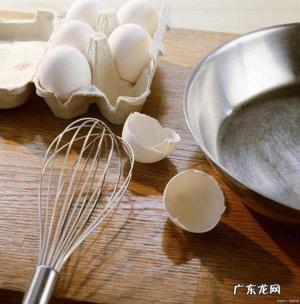 打蛋器为什么打发蛋清打发不起来,蛋清打不发的原因怎么补救