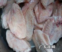 可乐和蒜头能一起煮吗,大蒜和碳酸饮料一起食用会食物中毒