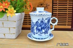 陶瓷杯有股腥味是什么原因,为什么有时候用玻璃杯或陶瓷杯喝水会闻到一股腥味