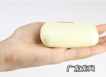 衣服上的染发剂用什么才可以洗掉,染发剂弄到衣服上用什么方法去掉