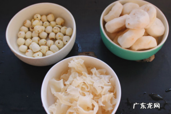 莲子熬粥需要提前泡泡,莲子煮粥需要泡