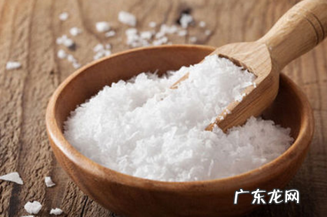 衣服染了颜色怎么去掉,衣服染色了如何去除掉