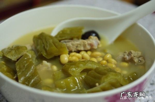 苦瓜汤里可以放黄豆,苦瓜和黄豆一起煲汤有什么效果
