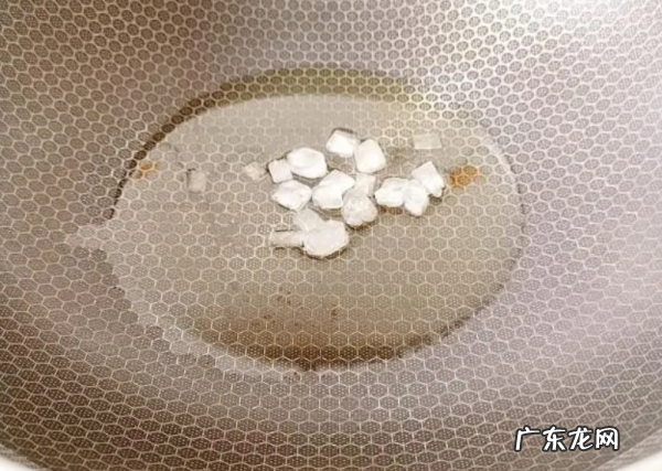 油豆腐焖肉家常做法,油豆腐烧肉的做法
