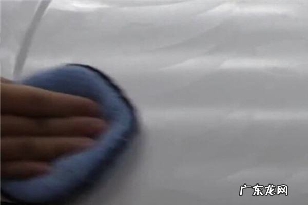 汽车树油怎么洗掉,怎么能去除车上的树油子