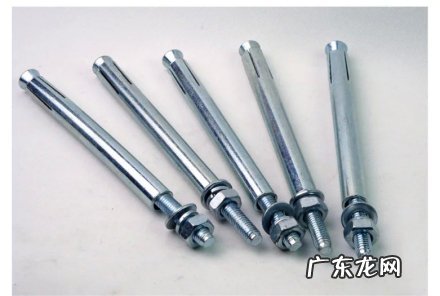 2膨胀螺丝用6还是4钻头,膨胀螺丝规格尺寸表用多大的钻头