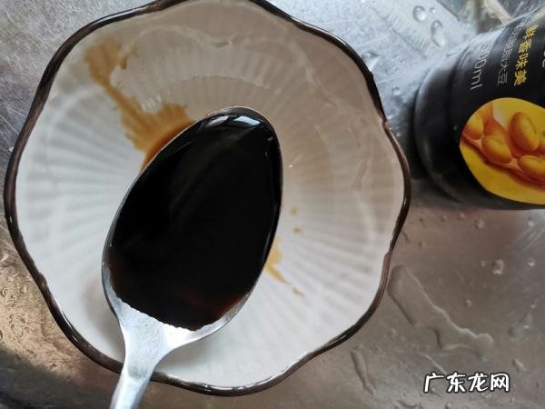 大闸蟹蒸的时候放什么,蒸大闸蟹需要什么配料好吃