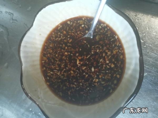 大闸蟹蒸的时候放什么,蒸大闸蟹需要什么配料好吃
