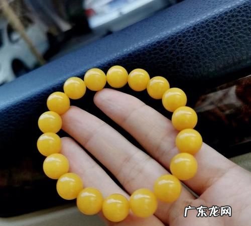 佩戴蜜蜡的禁忌,蜜蜡的佩戴方法和禁忌