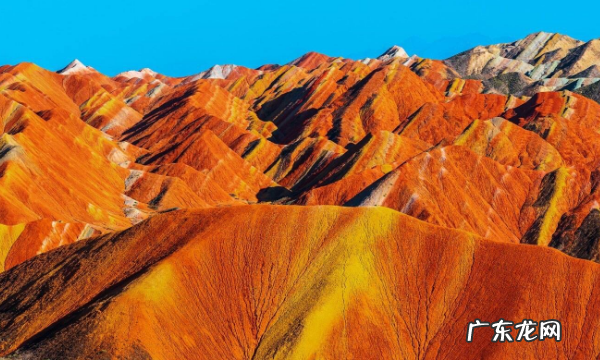 峨眉山是丹霞地貌,四川乐山和峨眉山哪个好玩