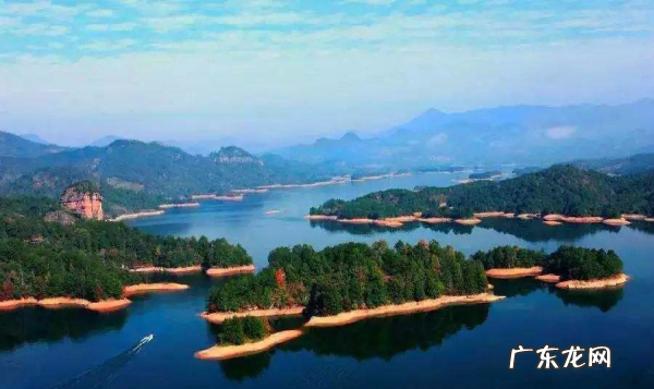 峨眉山是丹霞地貌,四川乐山和峨眉山哪个好玩