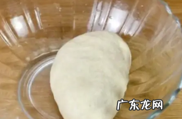 做馒头和的面好粘怎么办,馒头面团为什么越揉越很黏