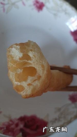 可以用奶粉和面炸油条,怎样炸油饼又软又蓬松教程