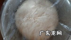 可以用奶粉和面炸油条,怎样炸油饼又软又蓬松教程