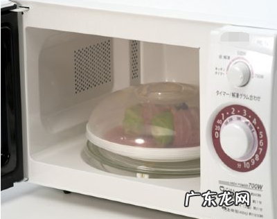 塑料能放微波炉加热,塑料能放微波炉加热的危害