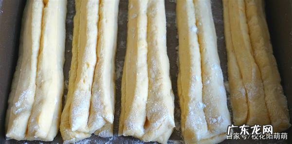 怎么样用烤箱烤速冻油条,烤箱烤半成品油条的温度和时间