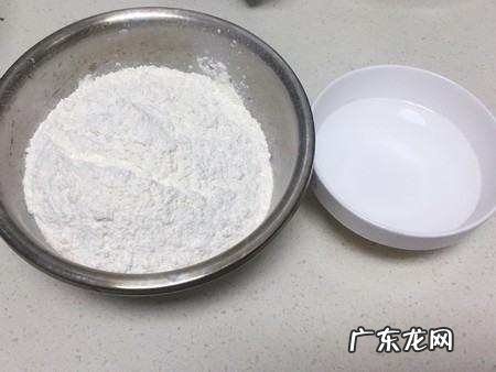 面皮的面怎么和,压面条的面怎么和面
