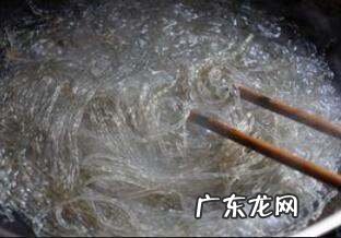 苕粉不泡要煮多久,红薯粉用热水要泡多久才能煮