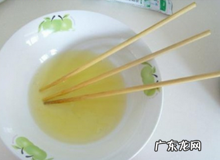 蛋清用筷子如何打发,用筷子怎么打发蛋清要多久