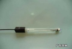 玻璃电极在安装和使用时应注意什么,玻璃电极在使用前应如何处理为什么