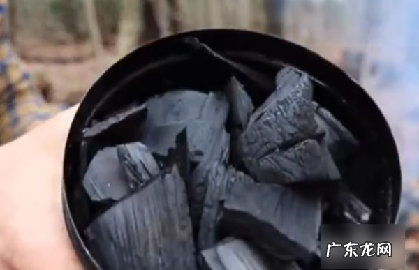 如何用铁桶干馏木炭,铁桶如何烧木炭