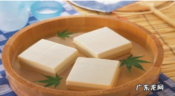 豆腐上的红色霉菌是什么菌,怎样做臭豆腐