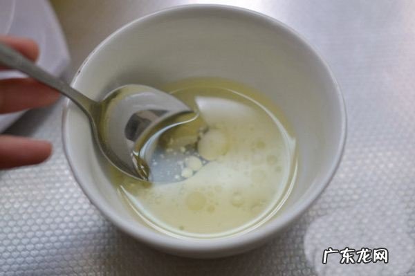 做蛋糕要发面,烤箱做蛋糕用加酵母