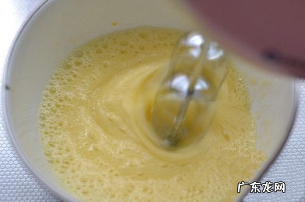 做蛋糕要发面,烤箱做蛋糕用加酵母