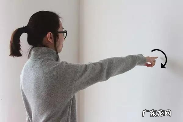 摸墙壁可以释放静电,0种去除静电的小妙招方法