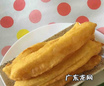 如何让油条松软,油条的做法和配方 酥脆蓬松麻花
