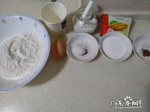 如何让油条松软,油条的做法和配方 酥脆蓬松麻花