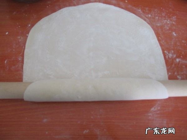 怎么擀面条家庭做法,手擀面配方做法